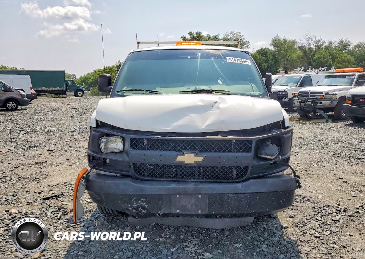 2016 Chevrolet Express G2500 VIN:1GCWGAFF6G1179303 - 5