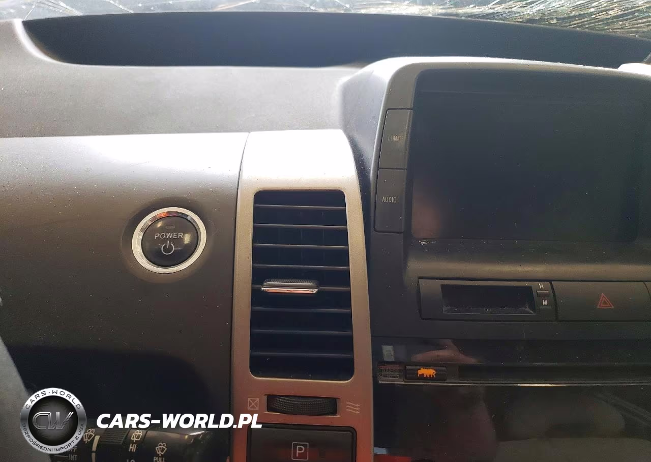 2005 Toyota Prius Base VIN:JTDKB20U357043585 - 9