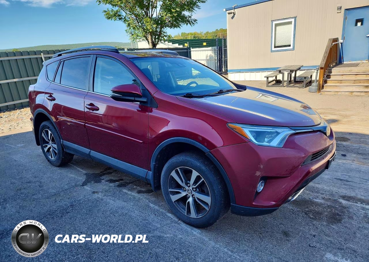 2018 Toyota Rav4 Xle VIN:2T3RFREVXJW732437 - 4