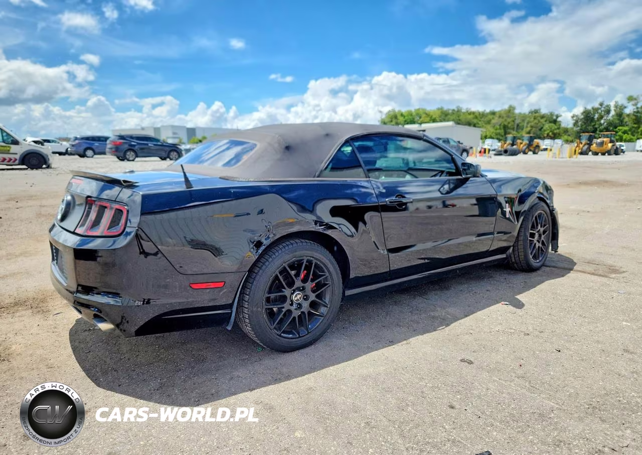 2014 Ford Mustang VIN:1ZVBP8EM6E5249294 - 3