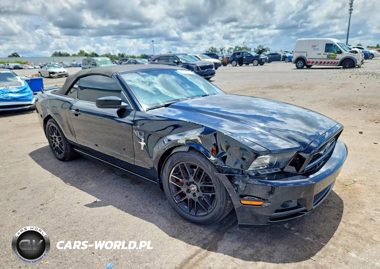 2014 Ford Mustang VIN:1ZVBP8EM6E5249294 - 4