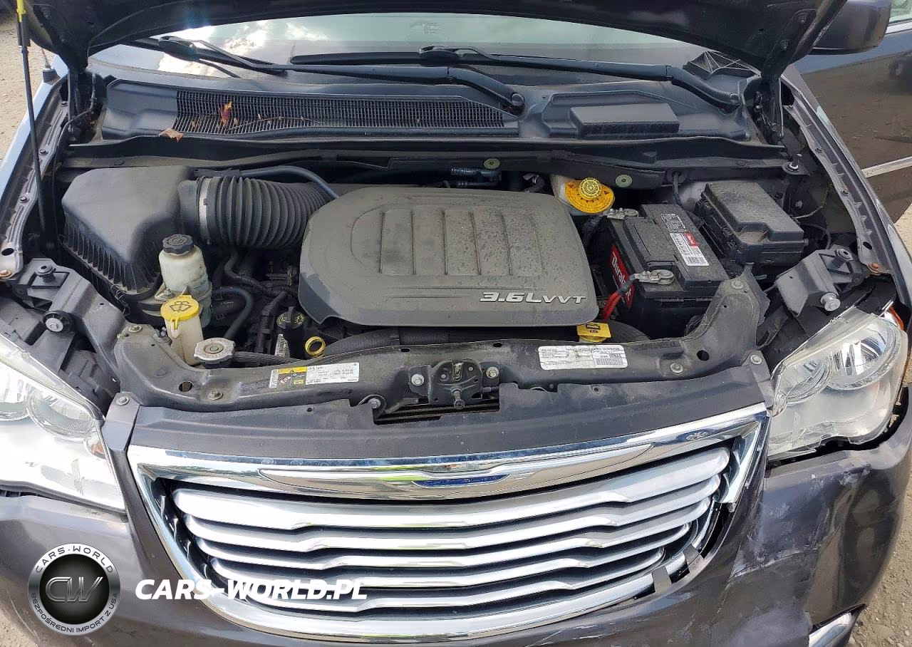 2016 Chrysler Town & Country Touring VIN:2C4RC1BGXGR137963 - 12