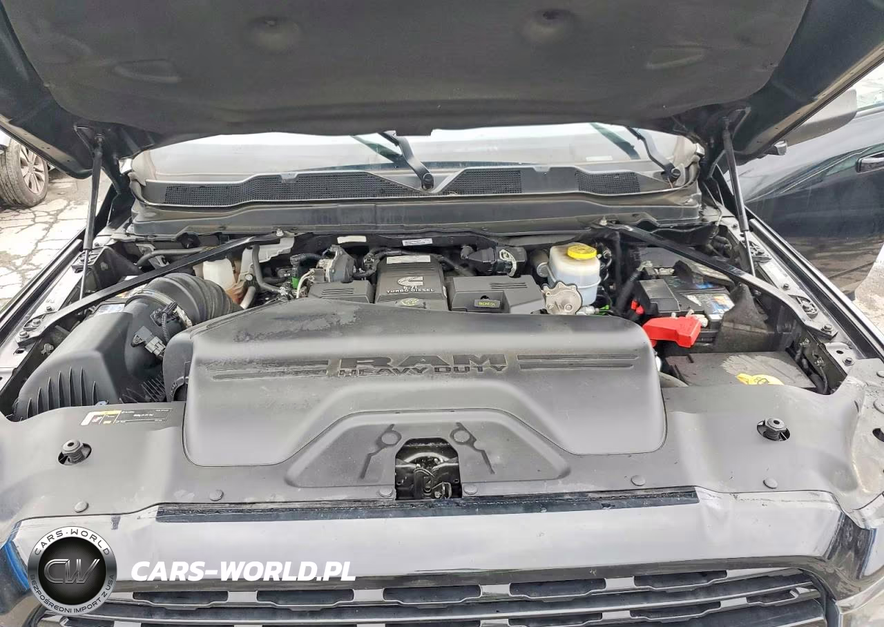 2021 Ram 2500 Limited VIN:3C6UR5TL3MG606010 - 11