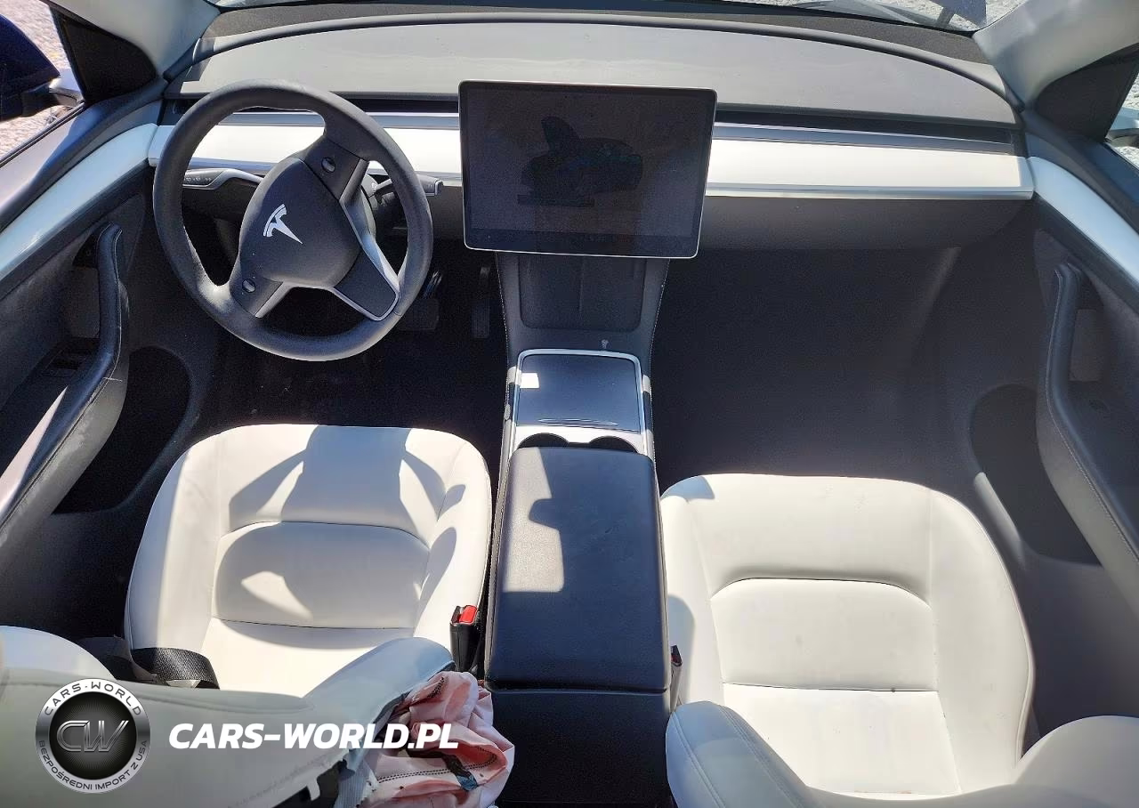 2024 Tesla Model Y VIN:7SAYGDEE5RA278417 - 8