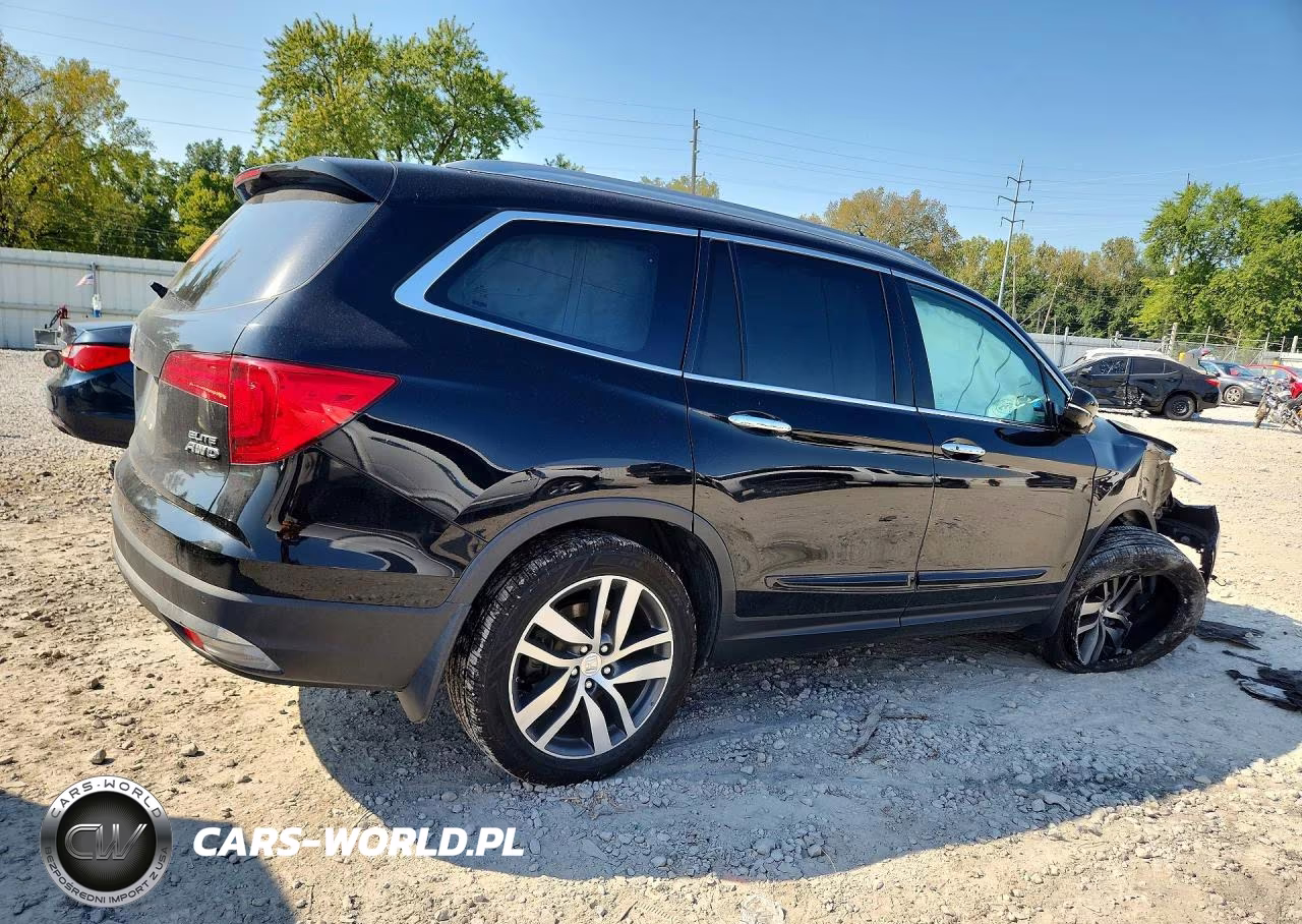 2018 Honda Pilot Elite VIN:5FNYF6H07JB060739 - 3
