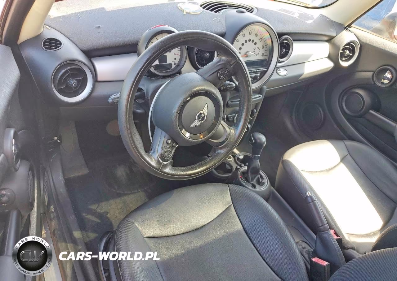 2012 Mini Cooper VIN:WMWSU3C5XCT258080 - 8