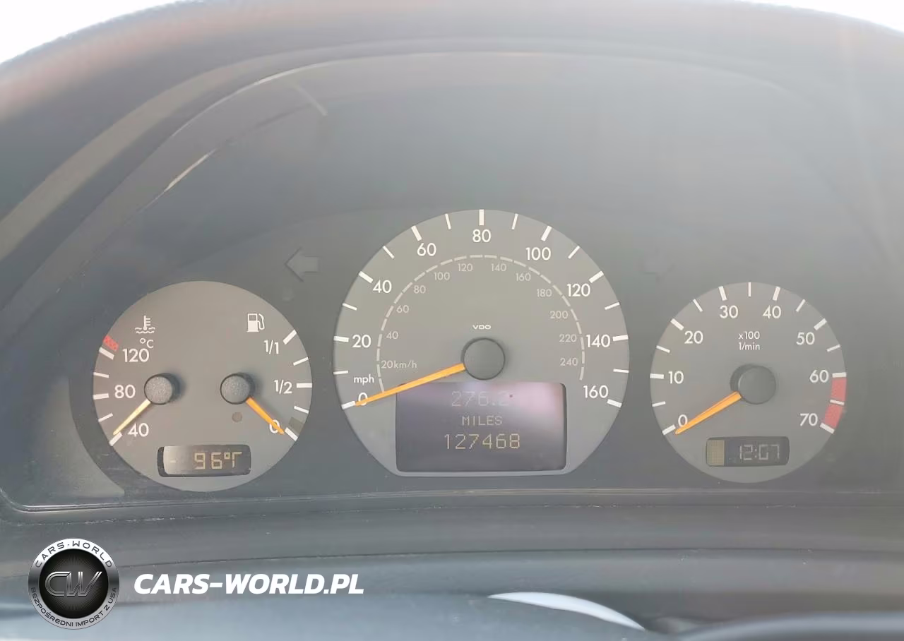2002 Mercedes-Benz Clk 430 VIN:WDBLK70G02T107367 - 9