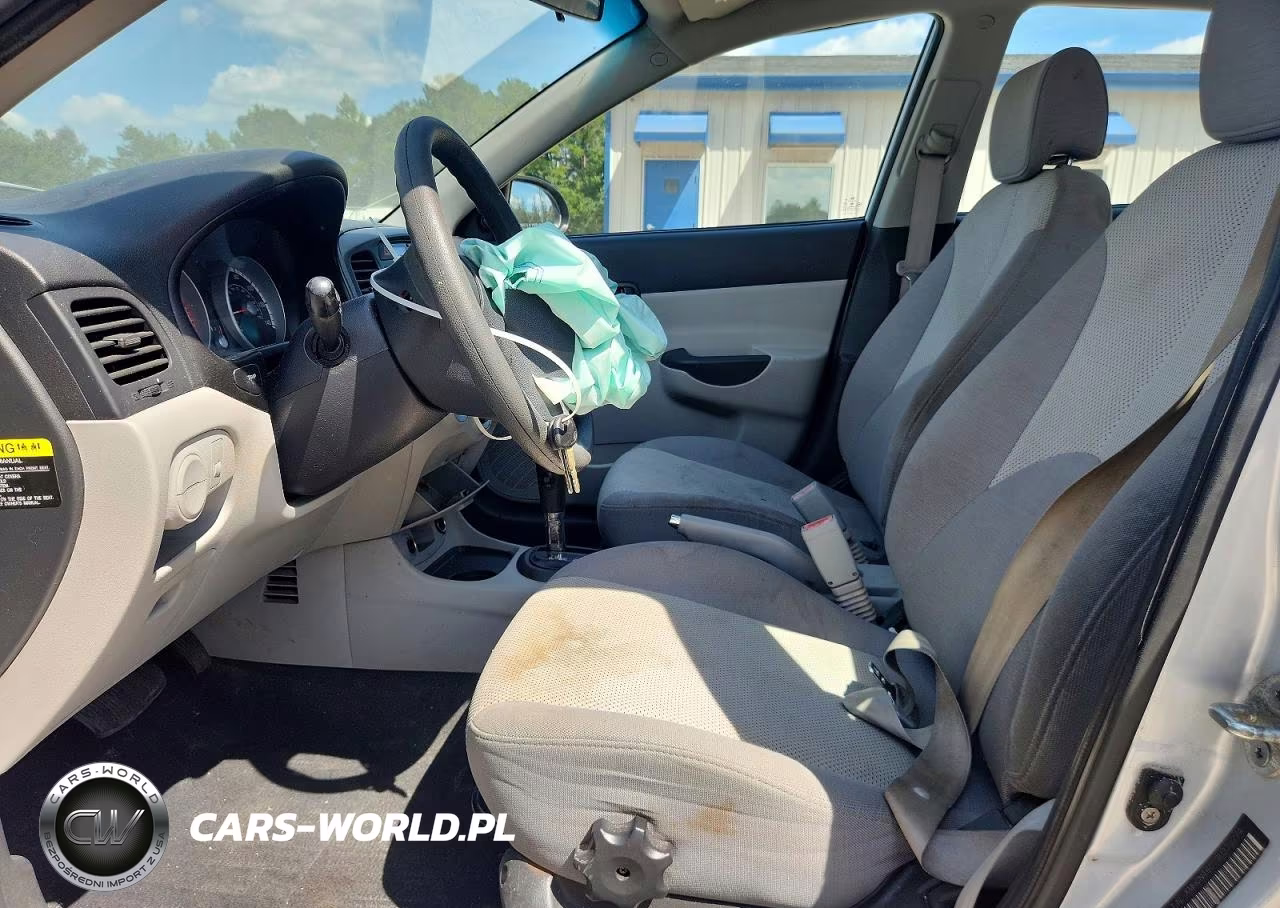 2009 Hyundai Accent Gls VIN:KMHCN46C79U370774 - 7