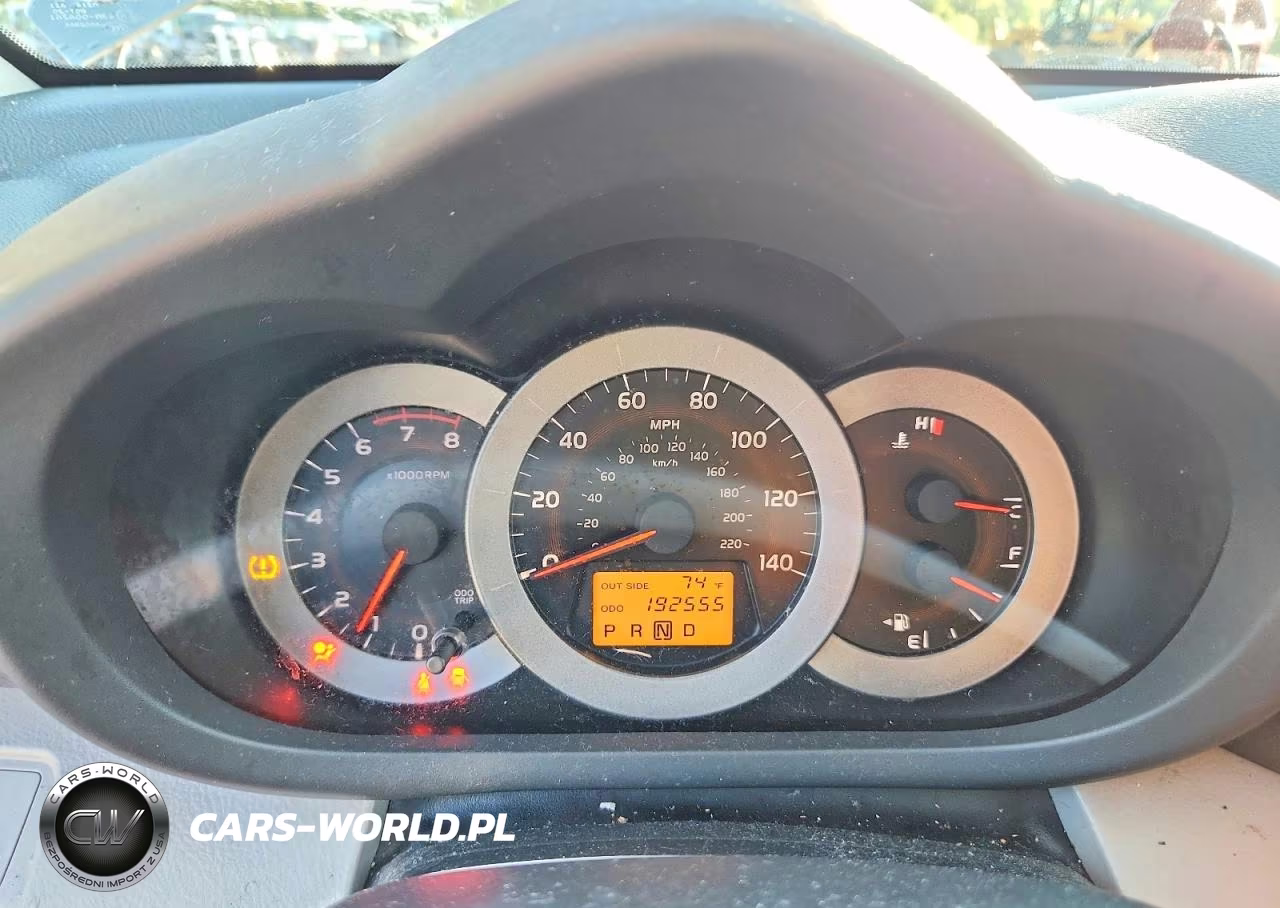 2006 Toyota Rav4 Base VIN:JTMBD33V466019730 - 9