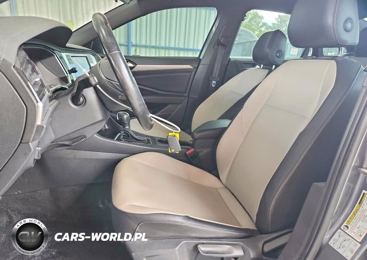 2019 Volkswagen Jetta S VIN:3VWCB7BU0KM124282 - 7