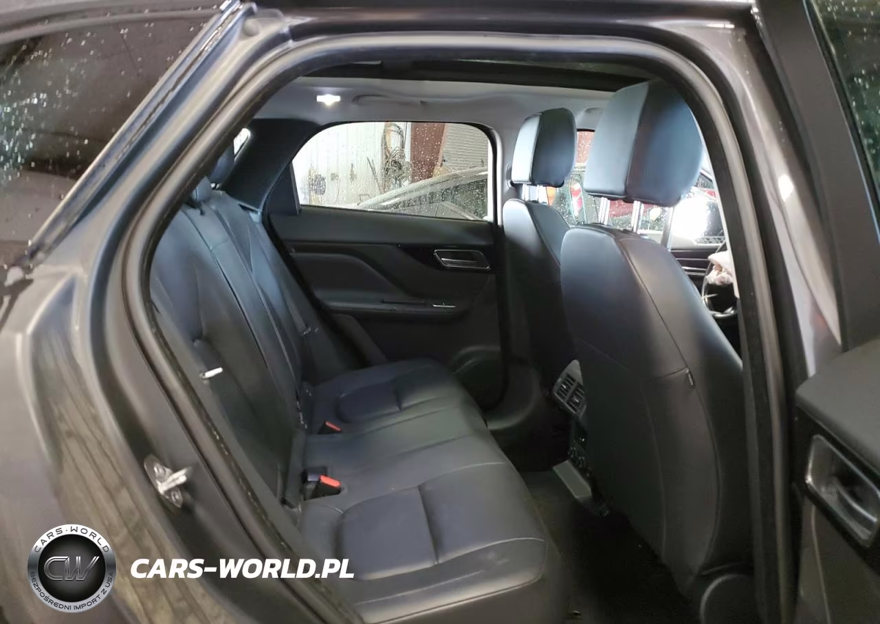 2017 Jaguar F-Pace Premium VIN:SADCJ2BV1HA083138 - 11