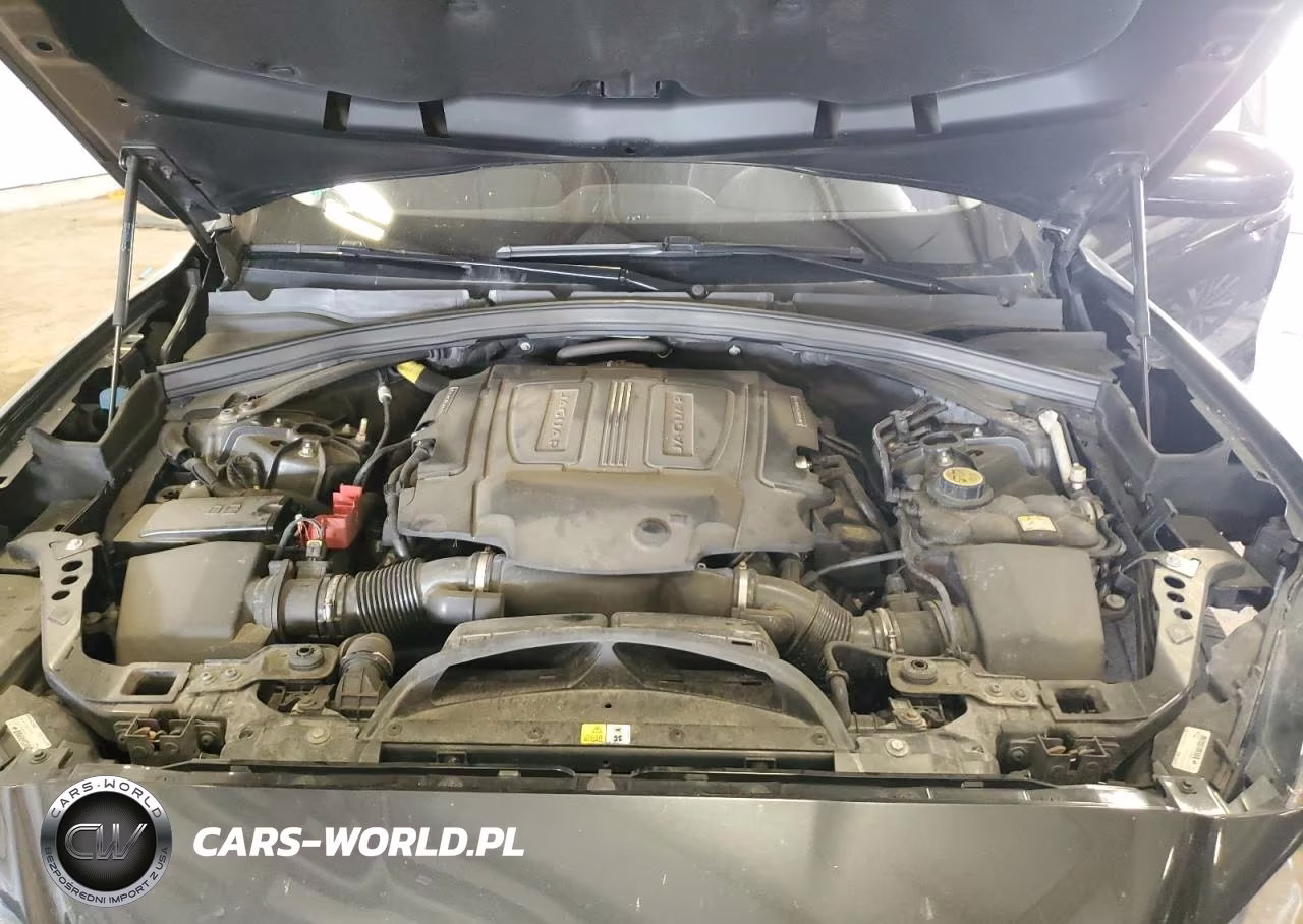 2017 Jaguar F-Pace Premium VIN:SADCJ2BV1HA083138 - 12