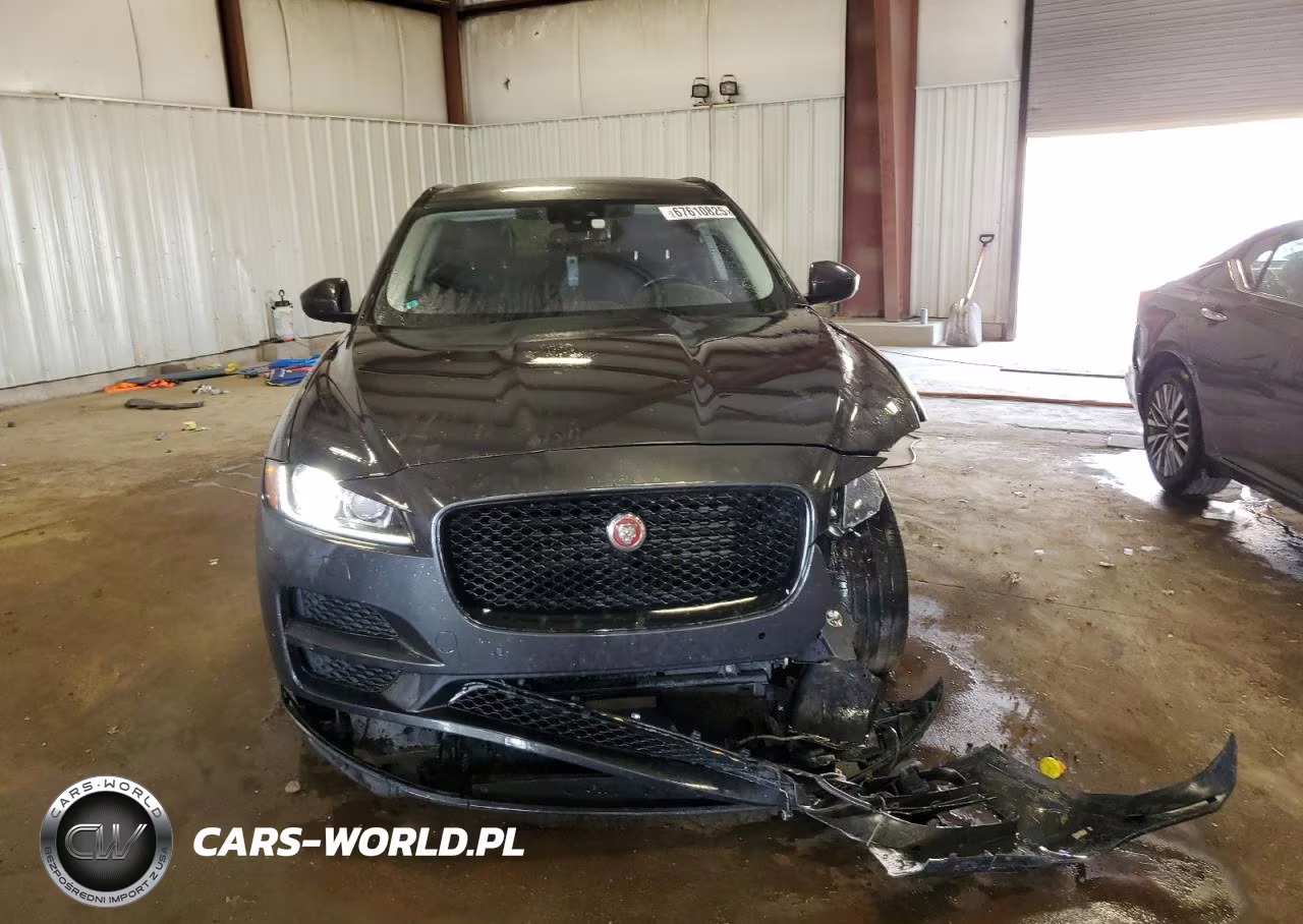 2017 Jaguar F-Pace Premium VIN:SADCJ2BV1HA083138 - 5