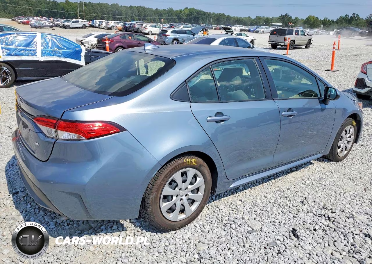 2020 Toyota Corolla Le VIN:JTDEPRAE8LJ003789 - 3