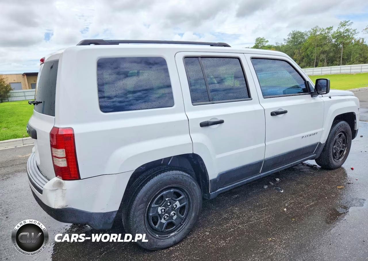 2014 Jeep Patriot Sport VIN:1C4NJPBA3ED714447 - 3