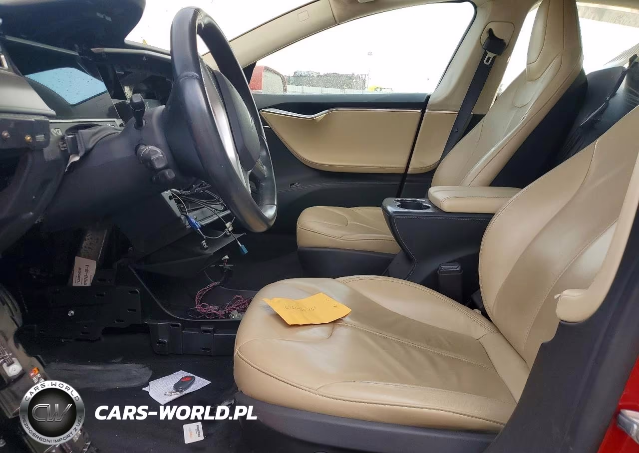 2013 Tesla Model S VIN:5YJSA1CP8DFP22618 - 7