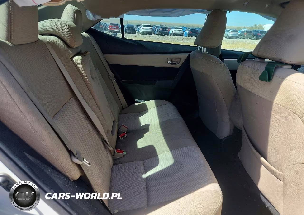 2015 Toyota Corolla Le VIN:5YFBURHE7FP339578 - 10