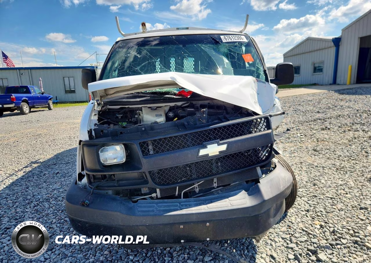 2016 Chevrolet Express G2500 VIN:1GCWGAFF7G1306267 - 5