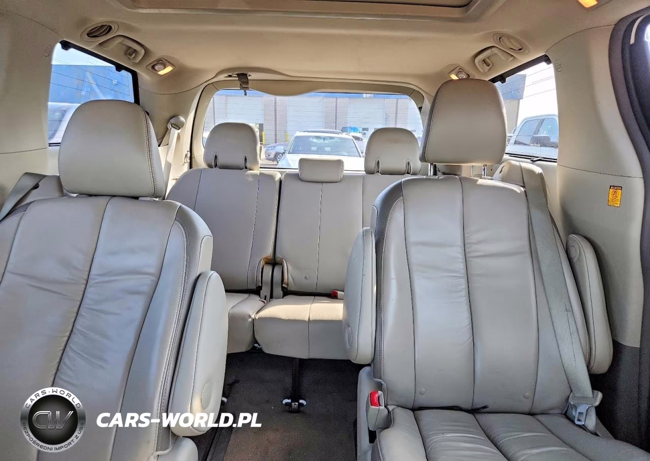 2011 Toyota Sienna Limited 7-Passenger VIN:5TDDK3DC1BS029766 - 10
