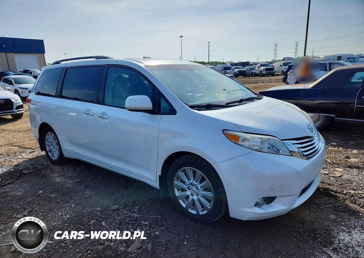 2011 Toyota Sienna Limited 7-Passenger VIN:5TDDK3DC1BS029766 - 4