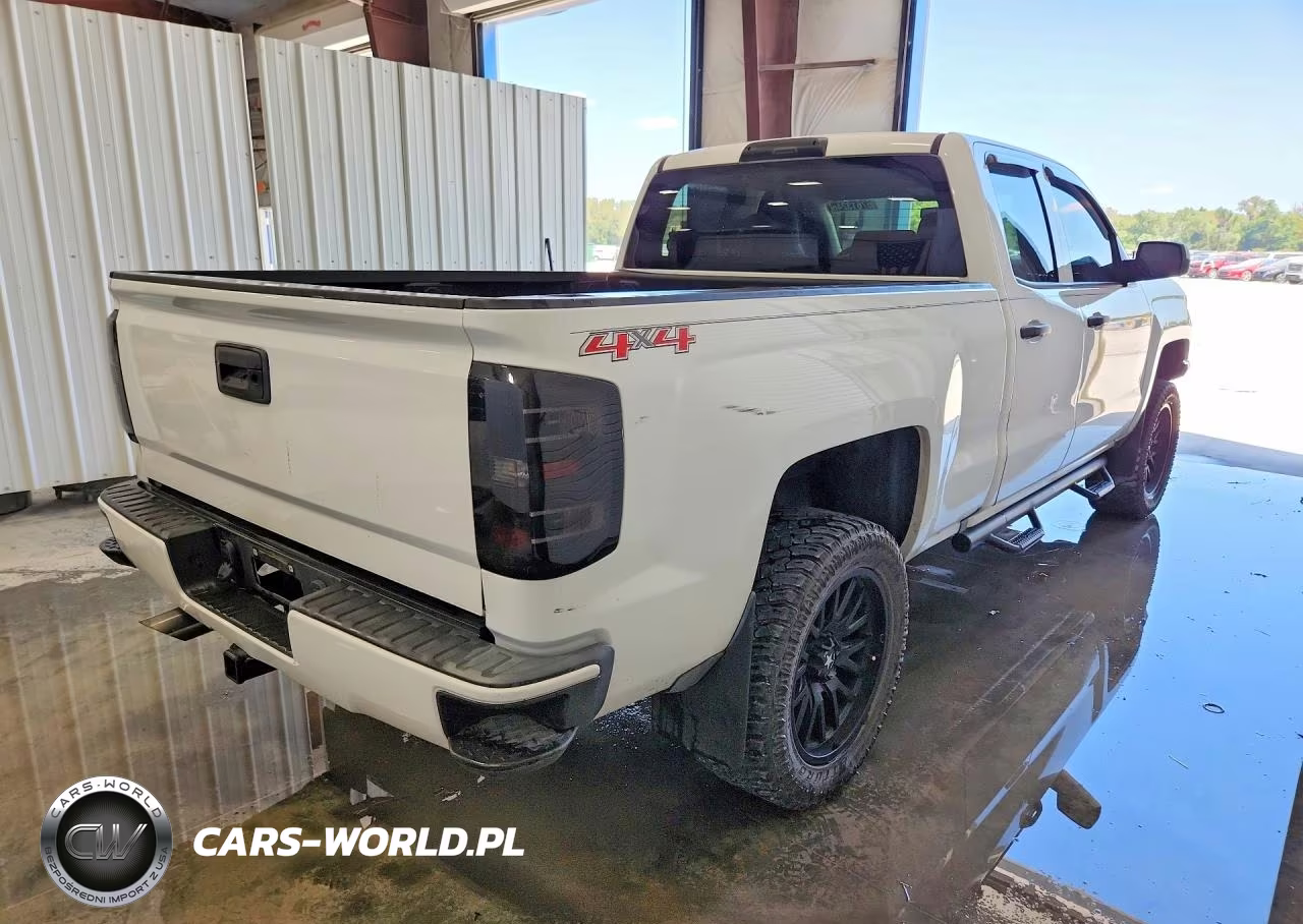 2016 Chevrolet Silverado K1500 Custom VIN:1GCVKPEC4GZ184179 - 3
