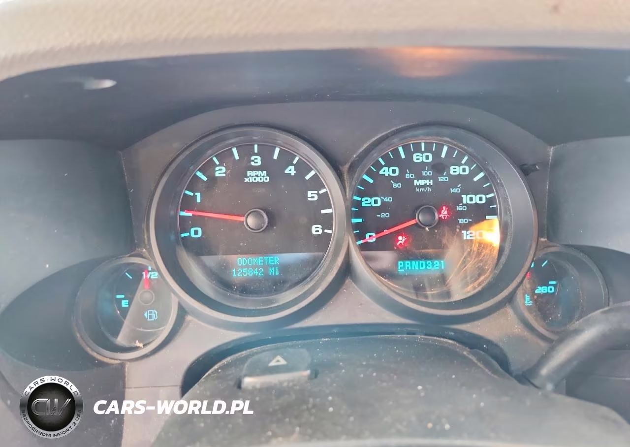 2013 Chevrolet Silverado C1500 VIN:1GCRCPEX5DZ105048 - 9