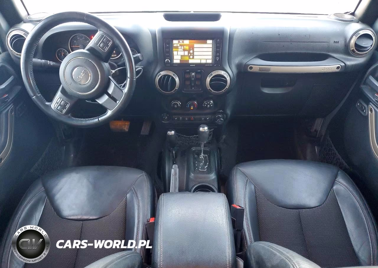 2016 Jeep Wrangler Unlimited Sahara VIN:1C4BJWEG9GL291749 - 8