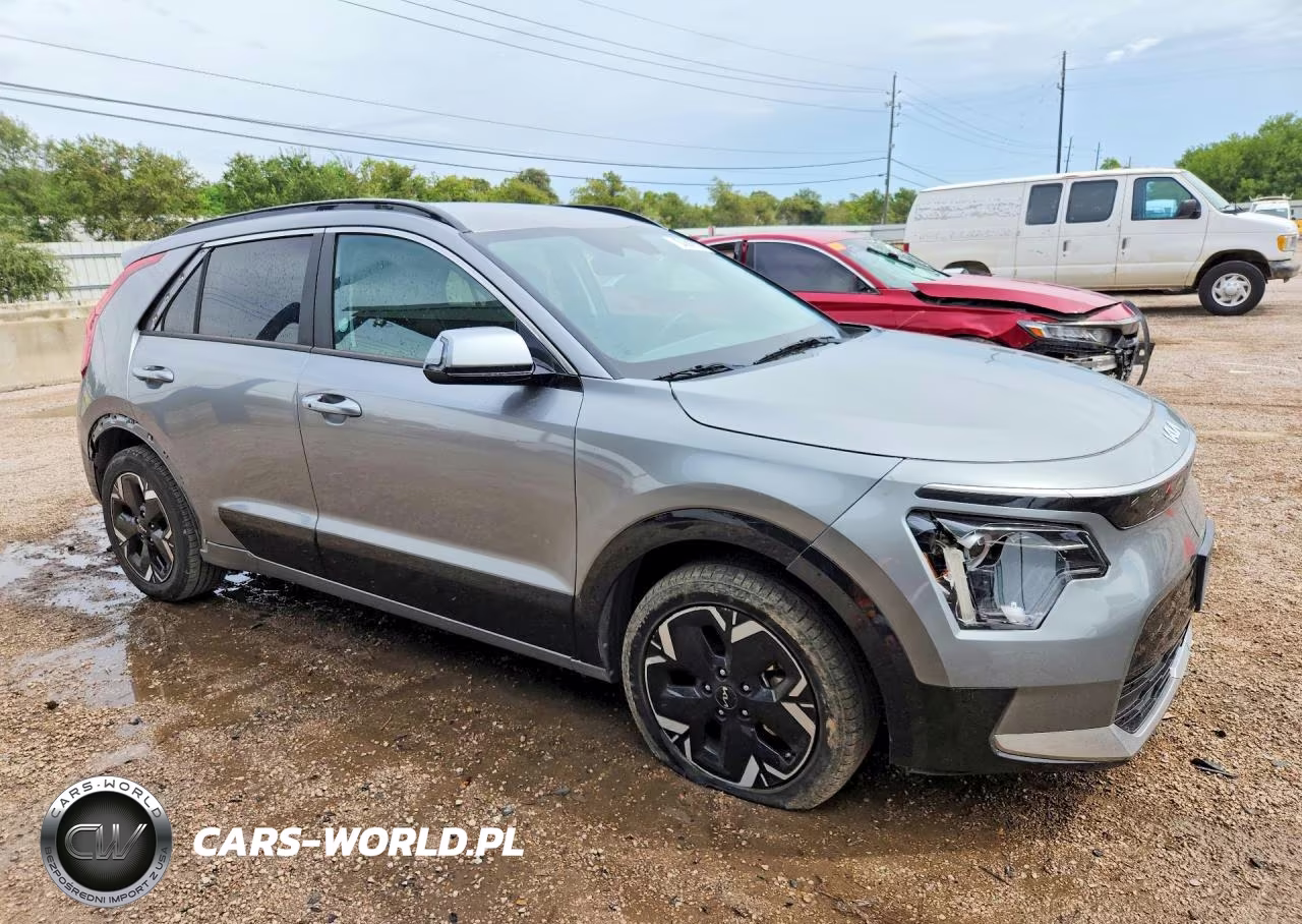 2023 Kia Niro Wind VIN:KNDCR3L10P5053643 - 4