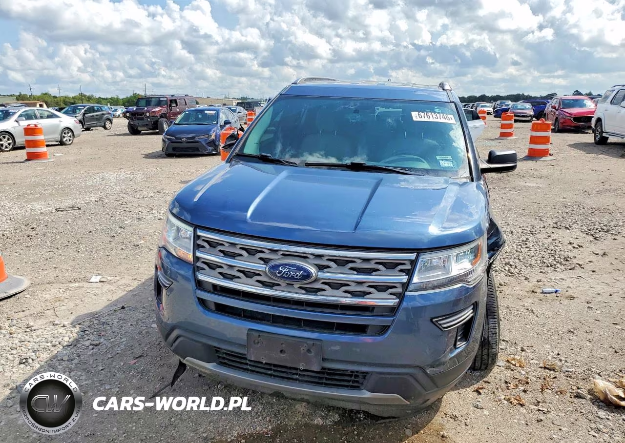 2018 Ford Explorer Xlt VIN:1FM5K7D88JGB42299 - 5