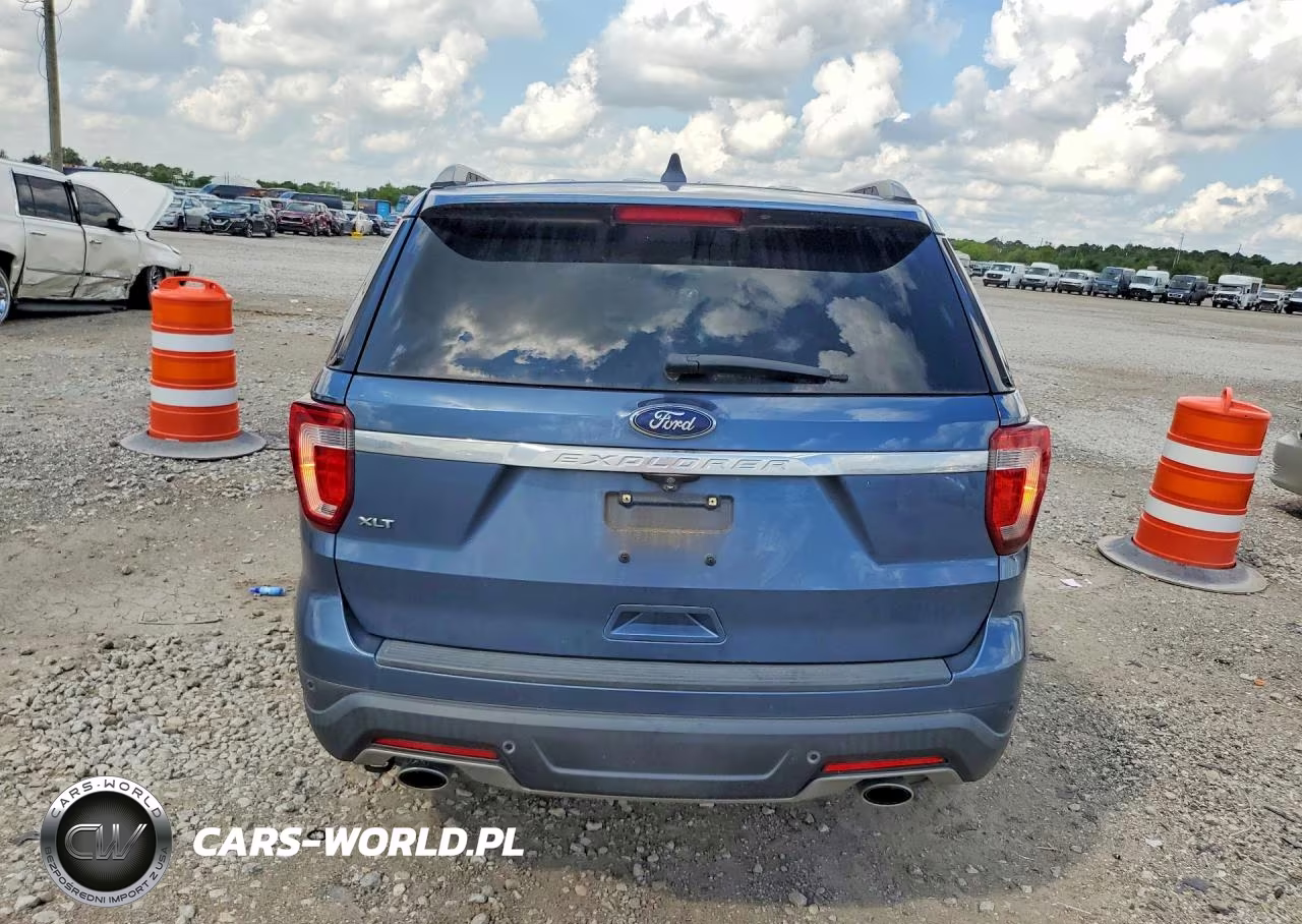 2018 Ford Explorer Xlt VIN:1FM5K7D88JGB42299 - 6
