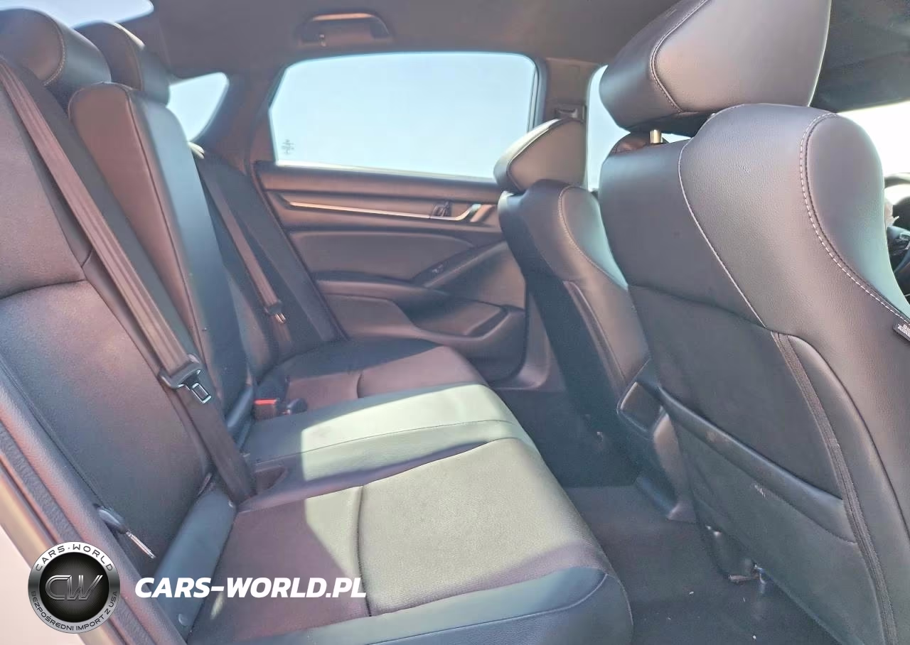 2018 Honda Accord Sport VIN:1HGCV1F39JA204542 - 10