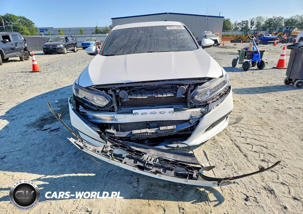 2018 Honda Accord Sport VIN:1HGCV1F39JA204542 - 5