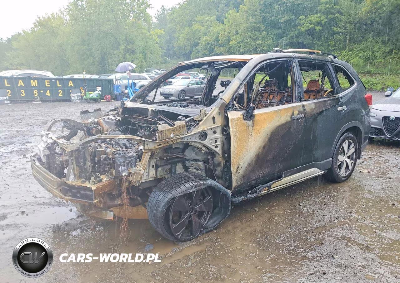 2019 Subaru Forester Touring – zdjęcie 1 z 11