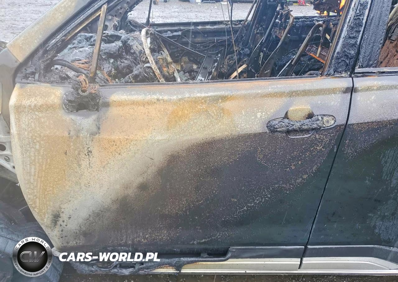 2019 Subaru Forester Touring VIN:JF2SKAWC6KH500213 - 7