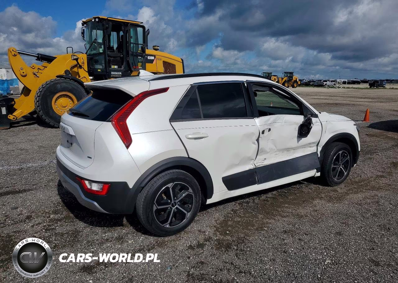 2023 Kia Niro Lx VIN:KNDCP3LE8P5087290 - 3