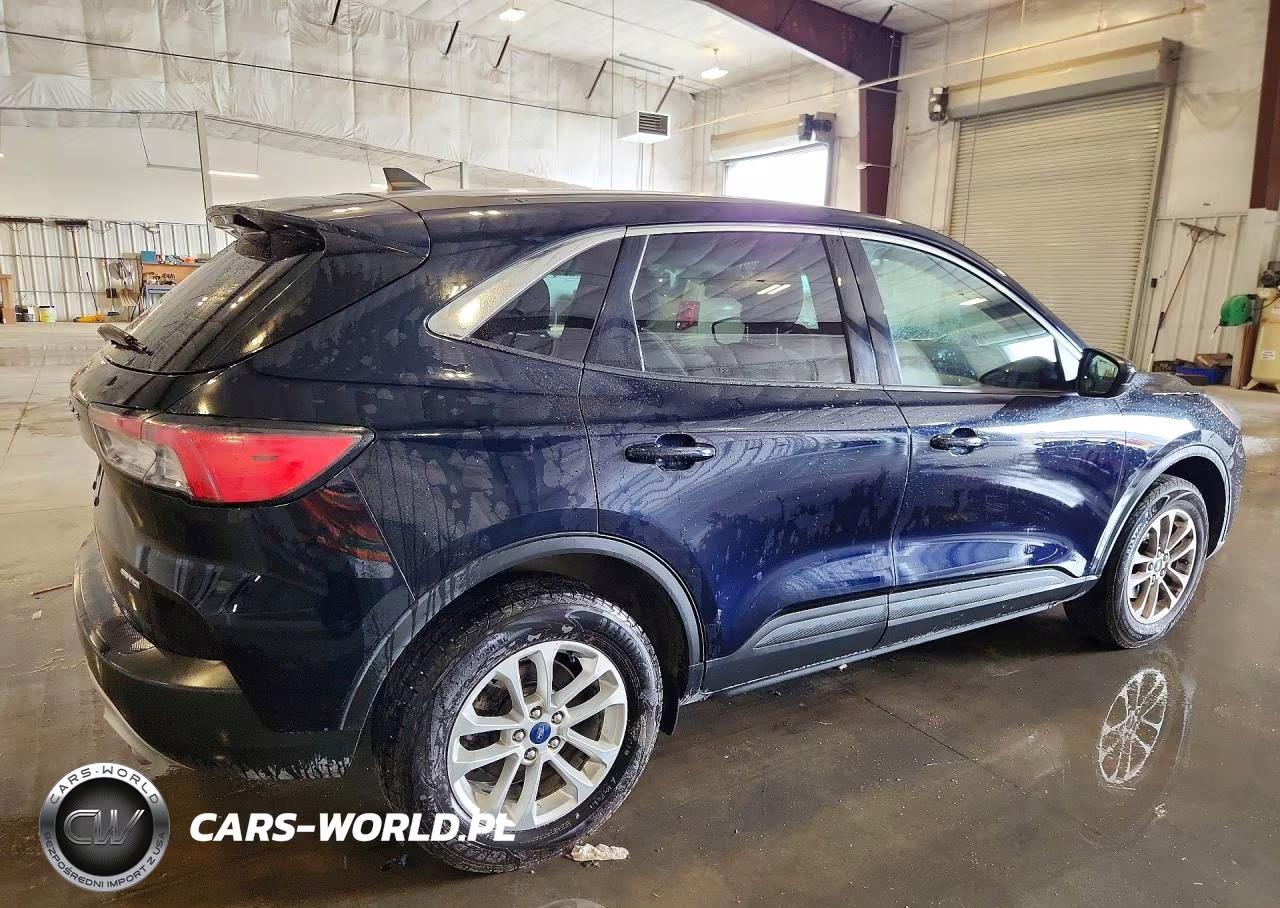 2021 Ford Escape Se VIN:1FMCU9G60MUA27192 - 3