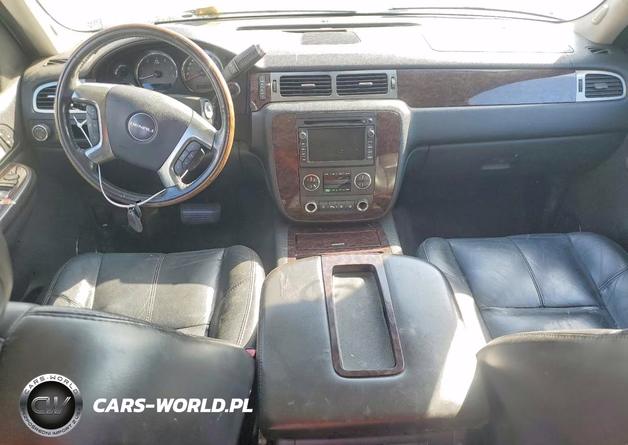 2007 GMC Yukon Denali VIN:1GKFK63877J139723 - 8