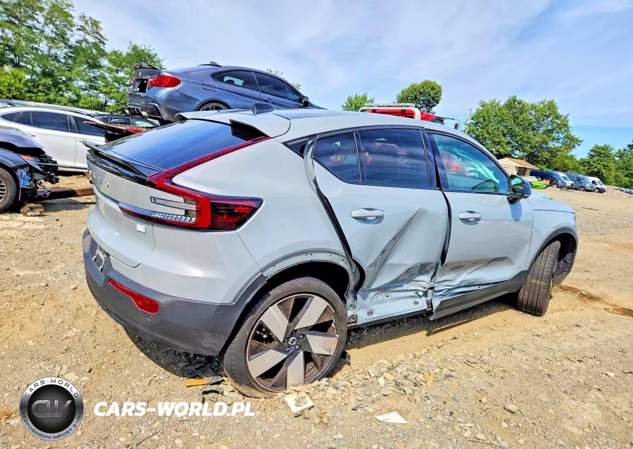 2024 Volvo C40 Recharge Ultimate VIN:YV4ER3GM2R2099375 - 3