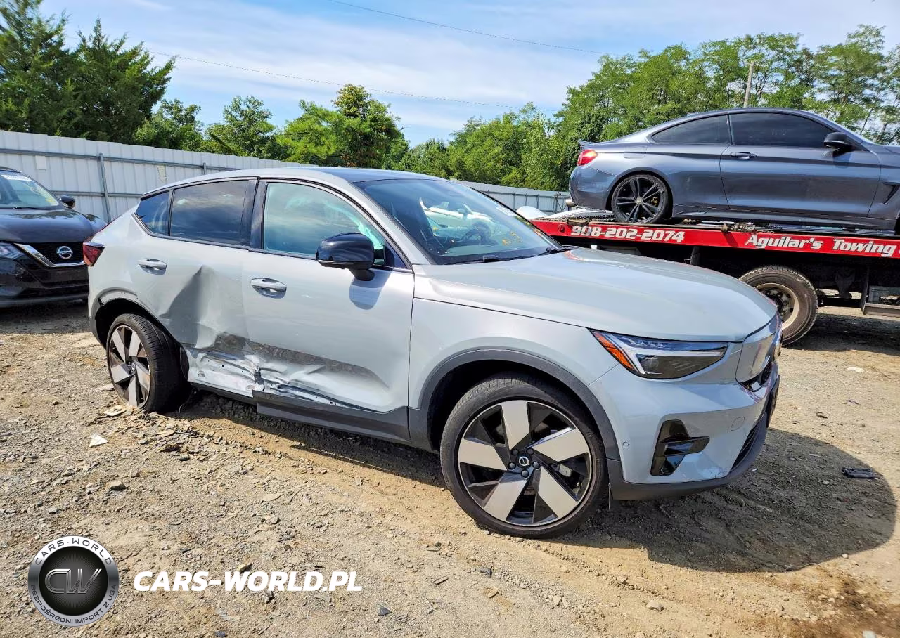2024 Volvo C40 Recharge Ultimate VIN:YV4ER3GM2R2099375 - 4