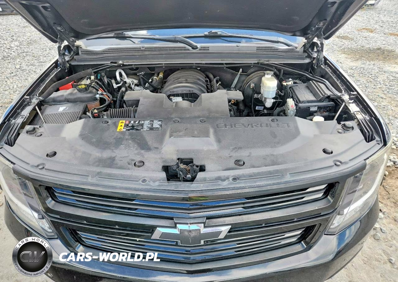 2019 Chevrolet Suburban K1500 Premier VIN:1GNSKJKC1KR259263 - 12