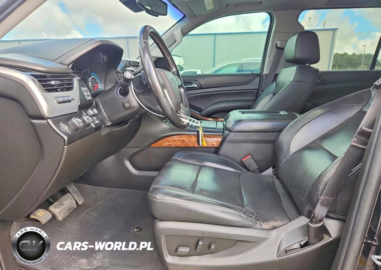 2019 Chevrolet Suburban K1500 Premier VIN:1GNSKJKC1KR259263 - 7