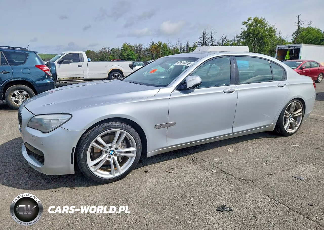 2013 BMW 740 Lxi – zdjęcie 1 z 12
