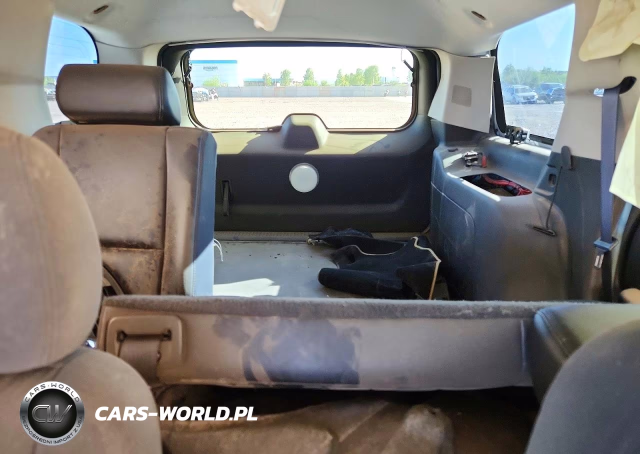2009 Chevrolet Tahoe VIN:1GNEC03019R172370 - 10