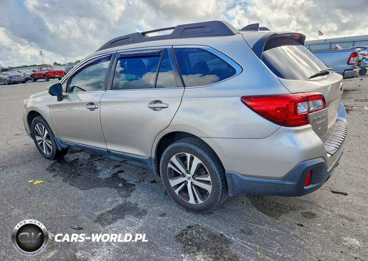 2018 Subaru Outback 2.5I Limited VIN:4S4BSANC5J3390343 - 2