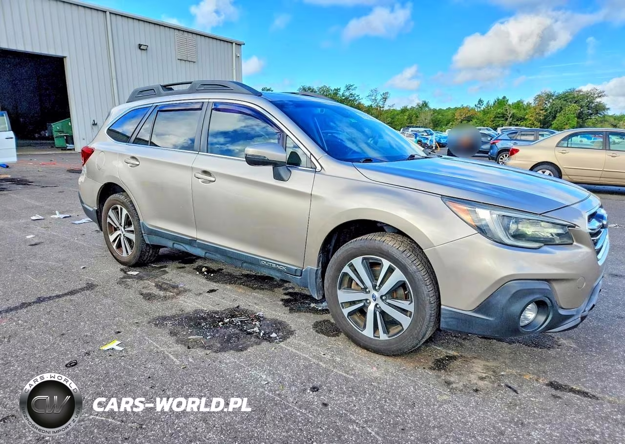 2018 Subaru Outback 2.5I Limited VIN:4S4BSANC5J3390343 - 4