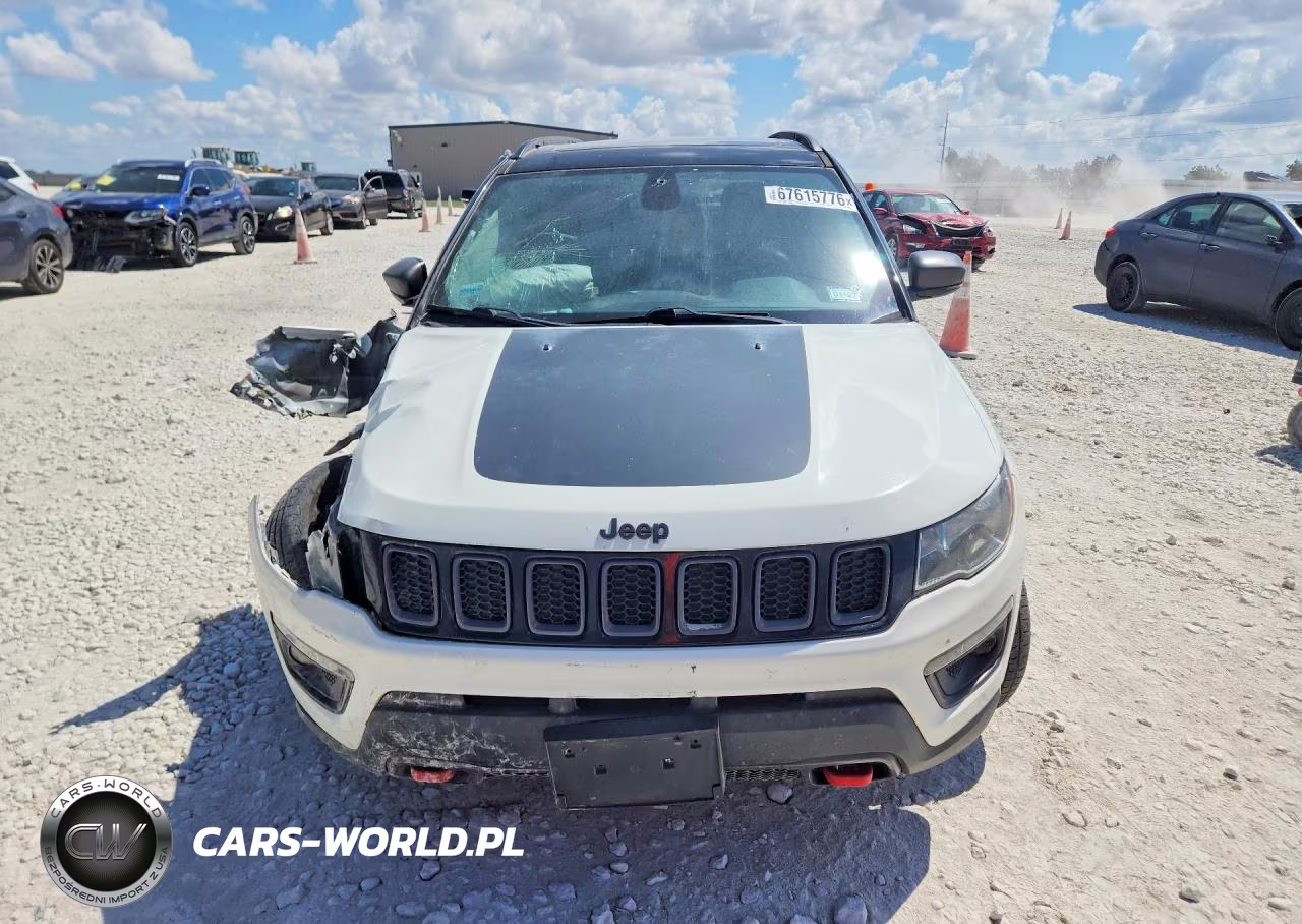 2019 Jeep Compass Trailhawk VIN:3C4NJDDB7KT595098 - 5