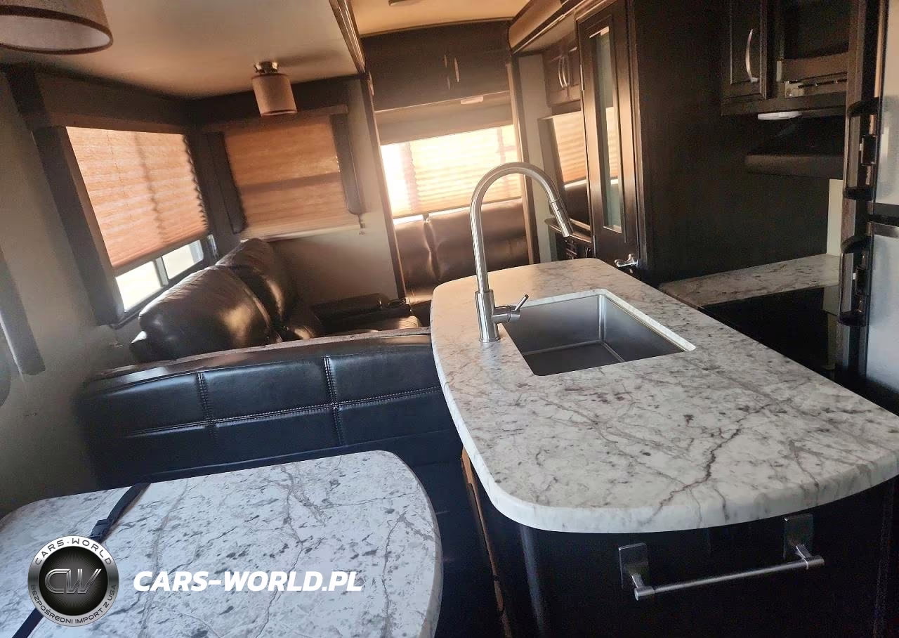 2018 Grand Design Imagine Camper VIN:573TE3322J6605853 - 7
