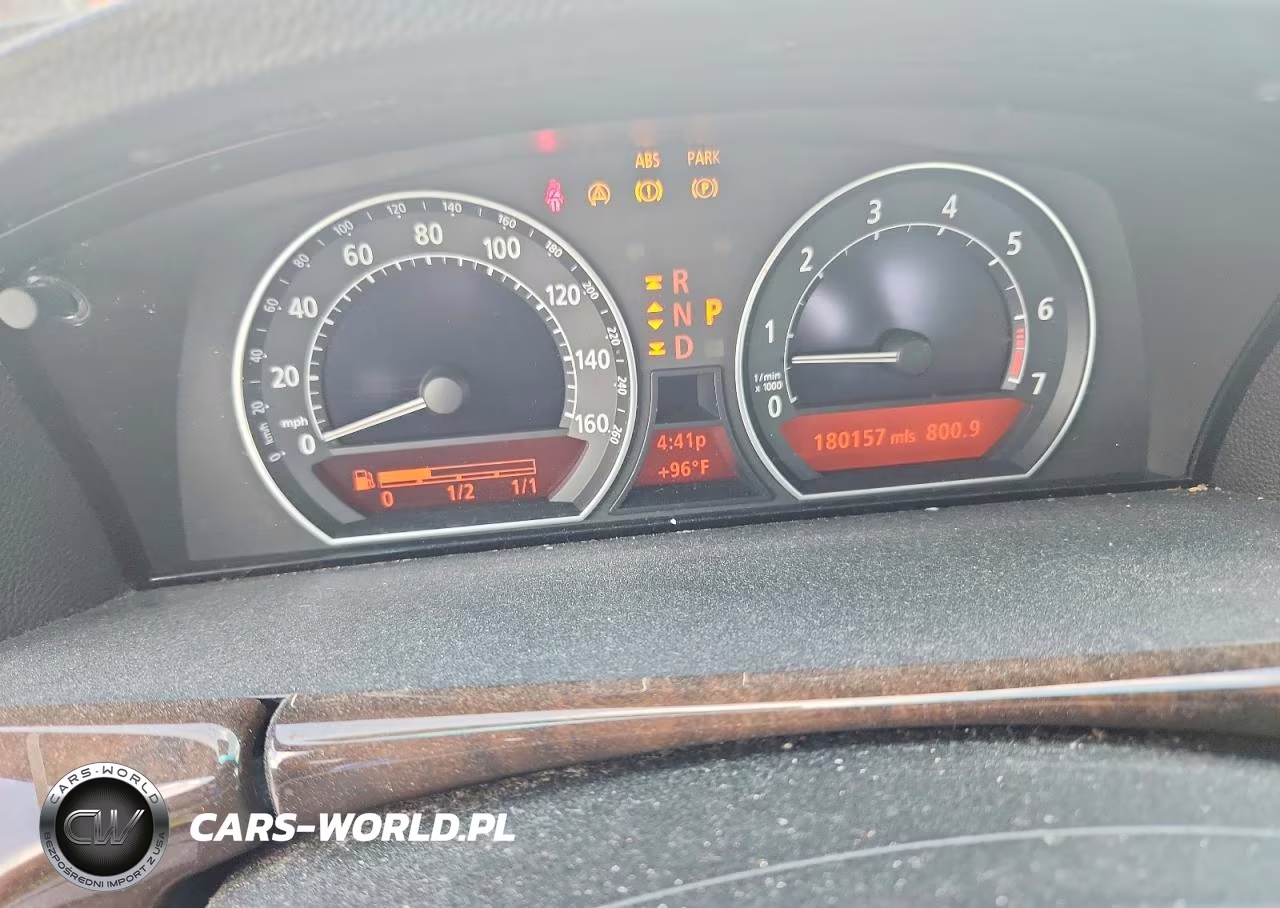 2007 BMW 750 I VIN:WBAHL83587DT11031 - 9