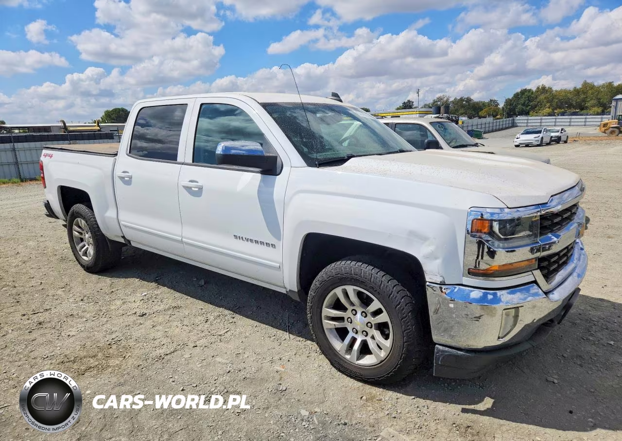 2018 Chevrolet Silverado K1500 Lt VIN:3GCUKREC2JG112833 - 4