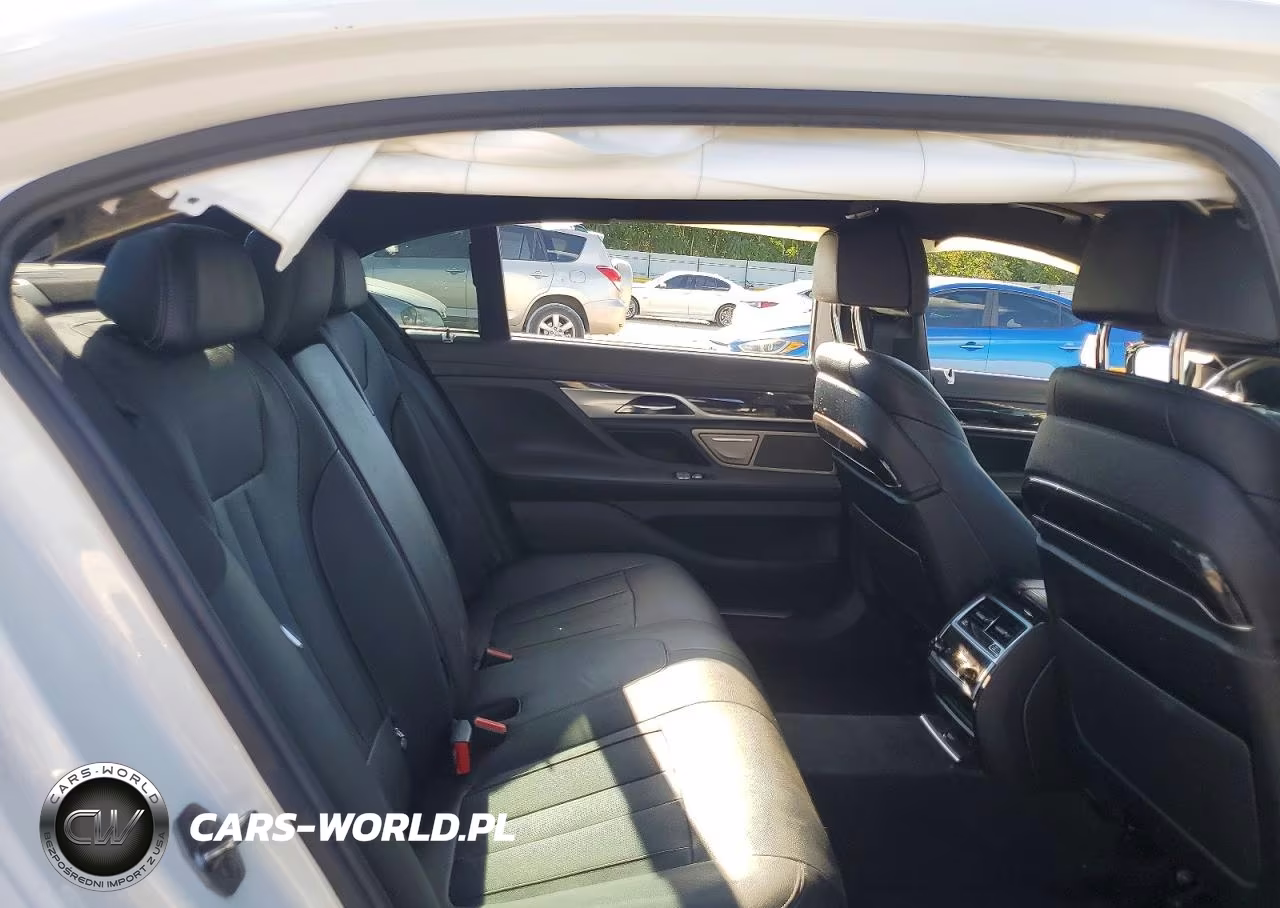2016 BMW 740 I VIN:WBA7E2C56GG548151 - 10